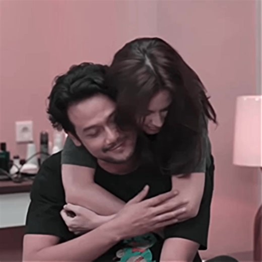 I love them. The chemistry is 🔝 #tetanggamasagitu #tmg #tetanggamasagitunet #tmgedit #dwisasono #sophialatjuba ps : we need s4 NET! Or atleast the movie. Cepetan kek jangan ghosting.