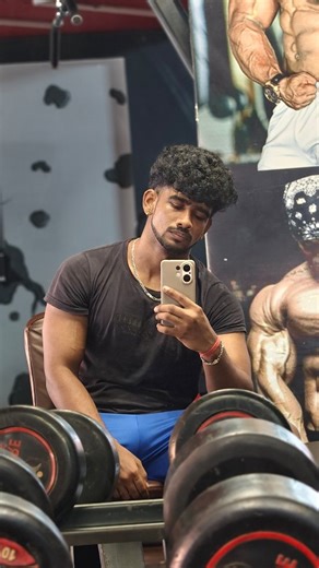 abhiman on Instagram: "“No one is coming to save you. Build yourself.” #fitnessreels #motivation #gymmotivation #discipline #consistency bodybuildingindia reelitfeelit"