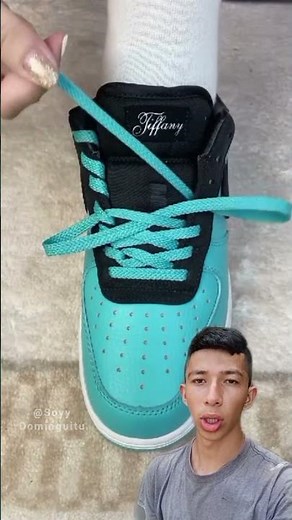 Manera correcta de amarrar los cordones de los zapatos