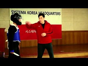 The Fastest Martial Artist In The World Throws Punches Disarms With Quickness New Video