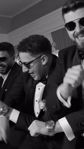 Amr abdelmoneim kamel on Instagram: "When the wedding turns into a party🕺💃 Gangnam Style🔥🔥 #GangnamStyle #WeddingDance #WeddingVibes #DanceParty #weddingfunction"