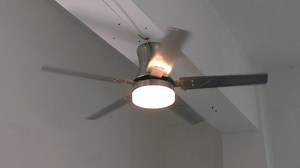 Watch 48 Inch Ceiling Fan with Light Kit and Remote Control on Amazon Live