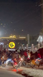 MDK making cash rain 💵💵💵💵💵🥷🥷🥷 Rapper @amgmedikal arrives in Ghana to a beautiful welcome after a successful and sold concert at the 02 Indigo in London 🥷🥷🇬🇭❤️ | Ghkwaku