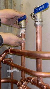 Compression fittings done right! No order but jointing compound on the olive! #amsr #plumbing #toolbag #pipes #tools #cleancopper #copper #handtools #work #diy #howto #plumber #milwaukeetools #nothingbutheavyduty | Matthew Marciniak