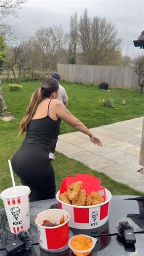 I should have ordered fried with that shake 😅🤷🏻‍♂️🤤