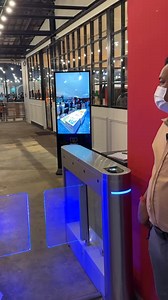 រីករាយថ្ងៃ​អាទិត្យ​បងប្អូន | Red Crab Seafood BBQ Buffet SR