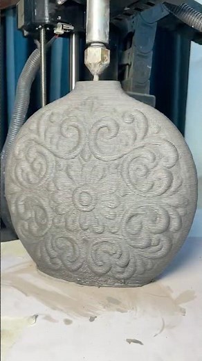 3D Printing with CLAY? The future of ceramics. 🤖🔥