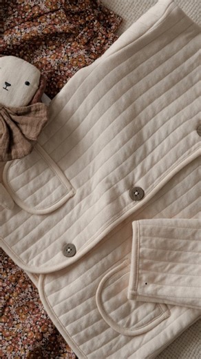 Couvertures & Accessoires souvenirs on Instagram: "C'est vraiment pas mon fort... 😅 #CouvertureSouvenir #famille #dressbaby"