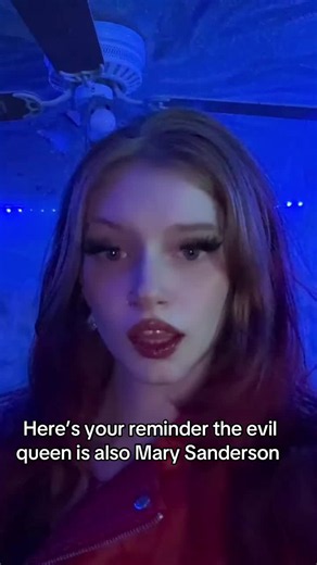 Evil Queen & Mary Sanderson: Magic Mirror Identity
