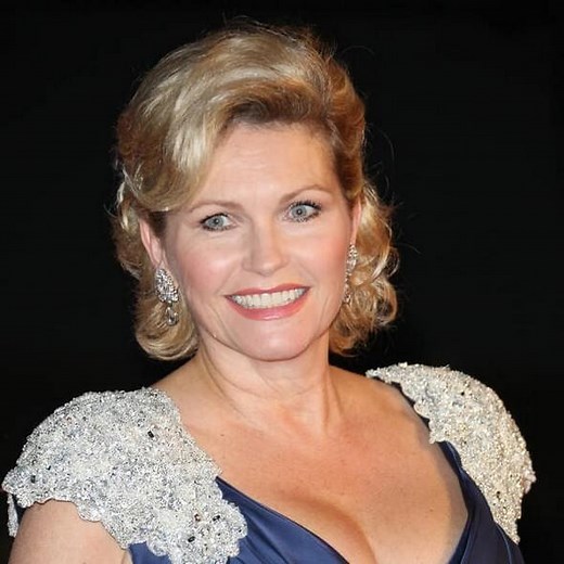 Fiona Fullerton