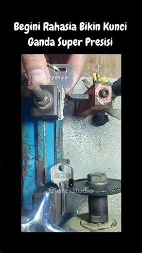 Begini Rahasia Bikin Kunci Ganda Super Presisi