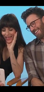 186K views · 5.9K reactions | Dakota Johnson and Chris Evans video chat with Pedro Pascal during the Materialists promotional interviews. | Dakota Mayi Johnson Argentina | Facebook