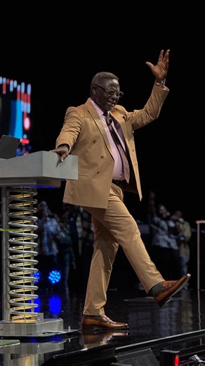 2.8K views · 587 reactions | It’s time to live your best life!  God has the best for you — a window seat in this journey called life so that you can enjoy the scenery everyday  Join us every Sunday at our 11am service in Prayer City for a powerful time in God’s Word  #KICC #MatthewAshimolowo #LiveYourBestLife #EnjoyLife #Sermon #SundayService #GodsPlan | Matthew A. Ashimolowo | Facebook