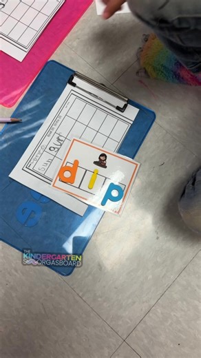 Do you need some different CVC word activities? These phonics games will help your students segment, spell, decode and write CVC words. This science of reading-aligned centers can be done in small groups or during centers. Includes 7 different activities! Get this classroom proven resource here: TKS STORE: https://bit.ly/SeeitSayitSpellitTKS TPT: https://bit.ly/SeeitSayitSpellitTPT | Kindergarten Smorgasboard