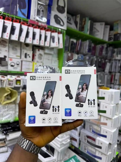 K9 Wireless Microphone Dual wireless microphones for simultaneous use UHF technology for stable, long-range audio transmission Up to 50 meters (165 feet) transmission range Compatible with cameras, smartphones and computers Long lasting battery life (up to 6-8 hours) Easy plug and play setup Compact and portable design #trendingtiktok #fyp #viral #wirelessmicrophone #contentcreatortips