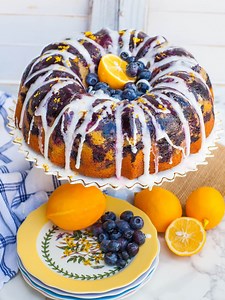 Easy Blueberry Lemon Bundt Cake (video)