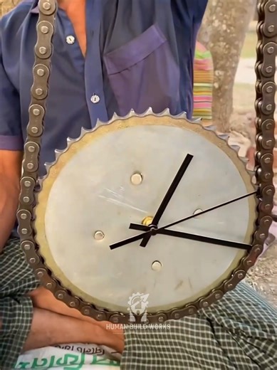 Unique Wall Clock Creation from Motorcycle Chain and Sprocket