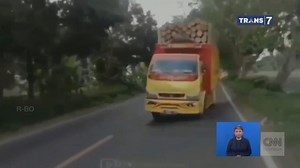 218K views · 1.2K reactions | Viral truk melaju ugal-ugalan #Redaksi | TRANS7 | Facebook