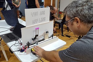 Este desarrollador recreó el juego del Tiranosaurio Rex de Chrome en la vida real usando JavaScript