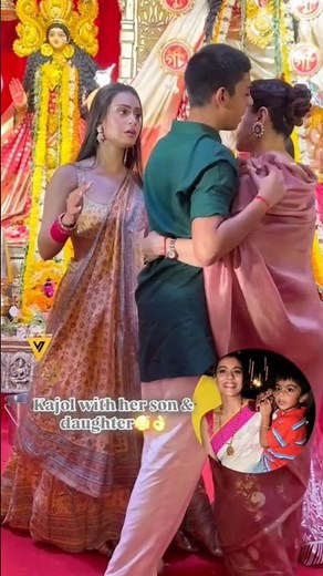 Introducing the "VitaWear SmartBand," a next-generation wearable gadget🎉#kajol​ #srk​#dharmendra#sir