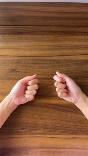 Soshi | Teacher Girl • Replying to @ braderlouie2021 Multiplication Trick for 16 to 20 using Fingers #Learn #teacherG #mathtricks #elementarymath... | Instagram