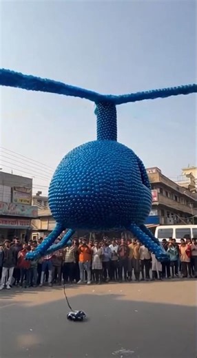 Giant Blue Helicopter in Real Life 😳🚁