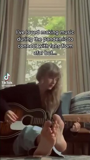 Taylor swift Beautiful Feet 😍 #Fert #Foot #Soles