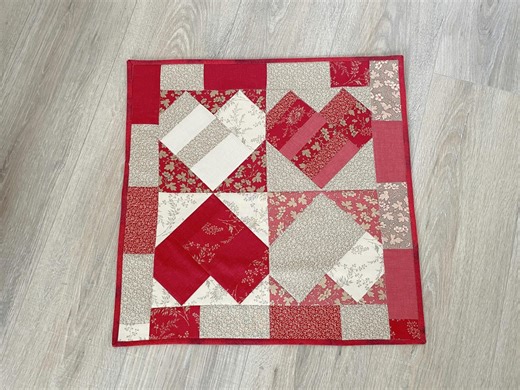 Valentine Quilted Table Topper , Handmade Farmhouse Heart Mini Quilt, 19 X 19 - Etsy