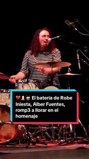 Homenaje emotivo a Robe Iniesta en Plasencia