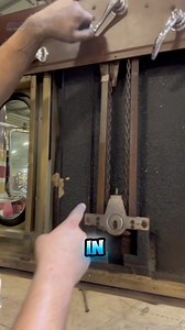 Chain Driven Window😱 . . #trucks #trucking #trucker #truckdriver #peterbilt #scania #kenworth #semi #largecarmafia #dodge #diesel #dieseltrucks #dieselpower #dieselmechanic #diesellife #righttracksystem #stance #power #speed #trending #viral | Bruce Wilson