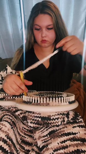 Crafting a Cozy Blanket: Loom Knitting Tutorial