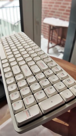 IQUNIX Magi96 Aluminum Low Profile Mechanical Keyboard #IQUNIX #keyboard #unboxing