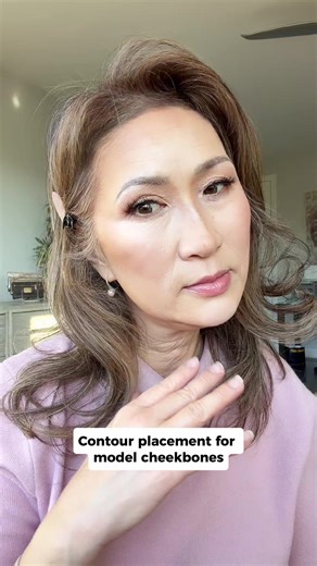 Perfect Contour Placement for Sculpted Cheekbones