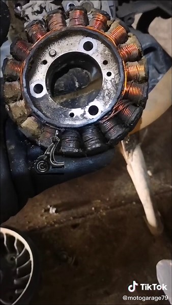 BWS100 Estator: Mantenimiento y Carga Eléctrica | MotoGarage79