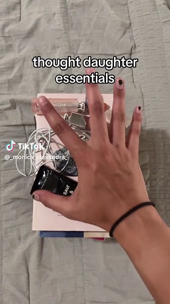 Books for Thought Daughter: Essential Reading Recommendations