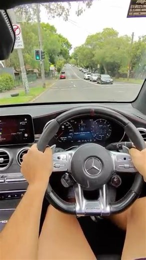Launch control Mercedes GLC63s