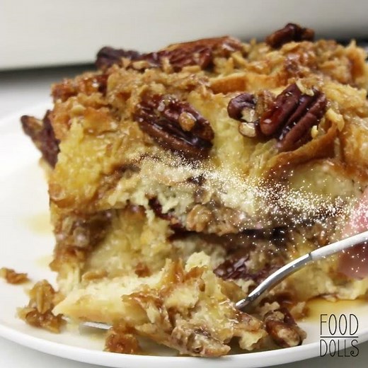 How to Make Bread Pudding | Pecan Pie Croissant Bread Pudding