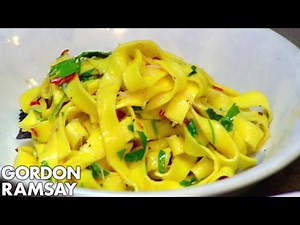 Gordon Ramsay’s Fast Food: Crab & Chilli Pasta