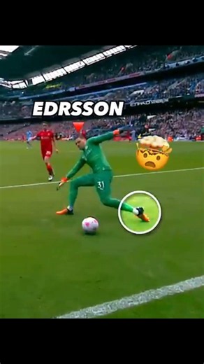 Ederson's INSANE Ball Control 🤯 The Goalkeeper Who Plays Like a Midfielder! ⚽🔥 #shorts #shortvideo