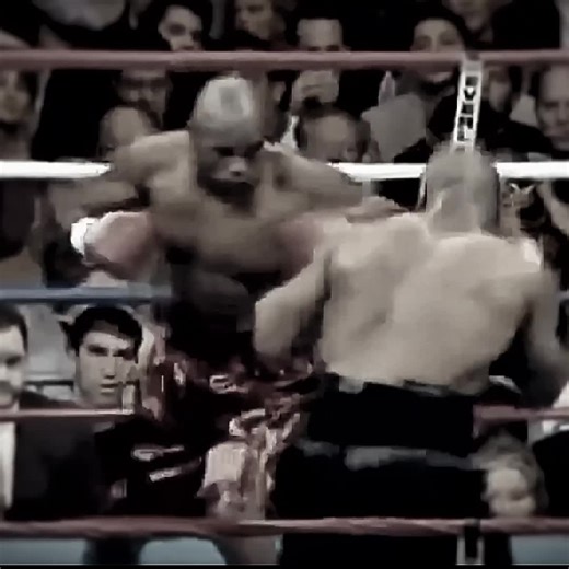Mike Tyson Boxing Highlights: Aggressive Gameplay Analysis