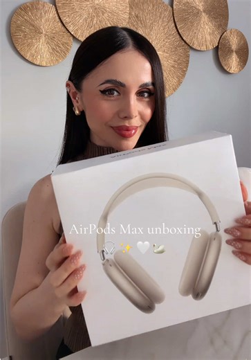 AirPods Max 2 Starlight Unboxing - Beautiful Color!