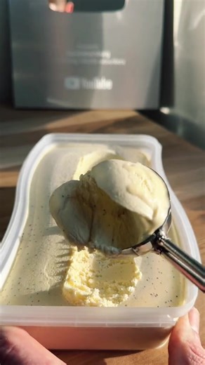 6.9K views · 265 reactions | An Italian coffee-based dessert ! (Just simply vanilla ice-cream with espresso) | The Coffee Moment | Facebook