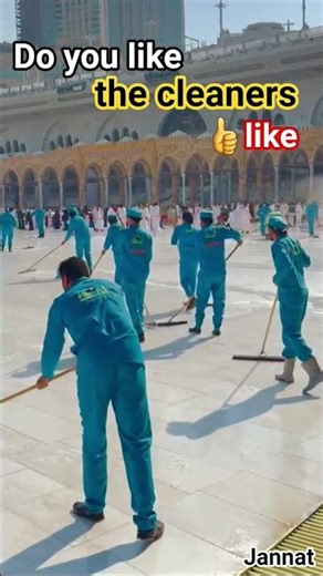 Do you like the cleaners of the Kaaba and Mecca? | Mustafa Mustafa Naat #islam #islamicshorts