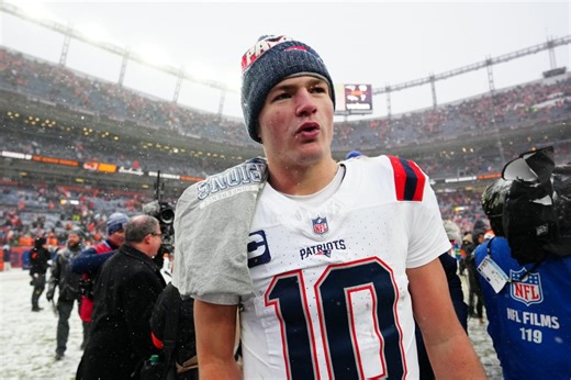 Despite Defeat, Drake Maye Pulls Off Historic Feat at Super Bowl | College Sports Network