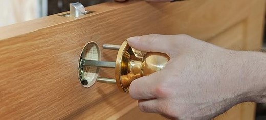 How to Replace a Door Knob Spindle | DoItYourself.com