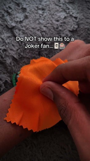The perfect gift for a joker fan #joker #batman #dc #jokercosplay