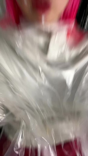 Transform Your Hair Color with This Vibrant Dye Tutorial