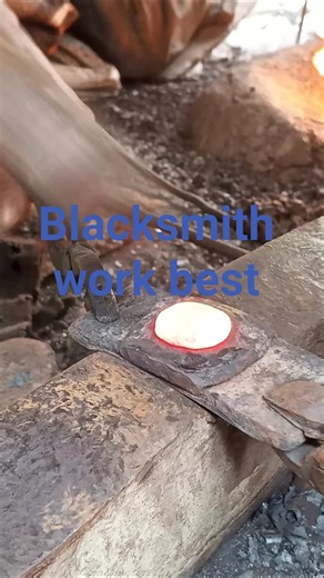 How hard the blacksmith works to make iron with his hammer #amerika #shorts #shortvideos #1million