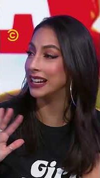 Bolsas De Agua Vs Moscas | La Culpa Es De La Malinche | Comedy Central LA