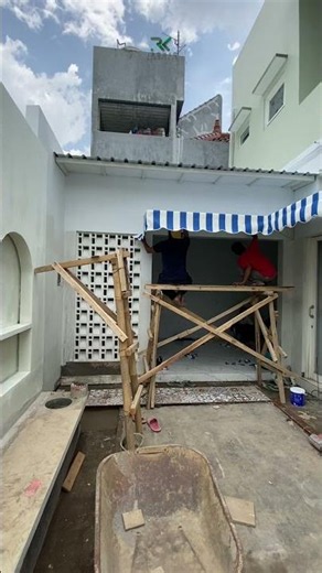KANOPI ALA CAFE jenis awning biru putih ala cafe